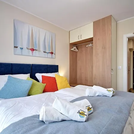 Bel Mare Seaview By Rent Like ミエンジズドロイェ