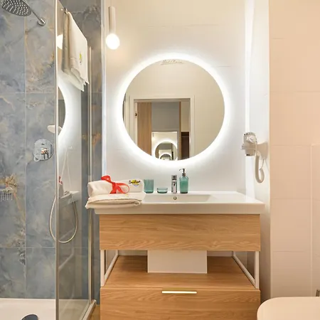 Bel Mare Seaview By Rent Like ミエンジズドロイェ