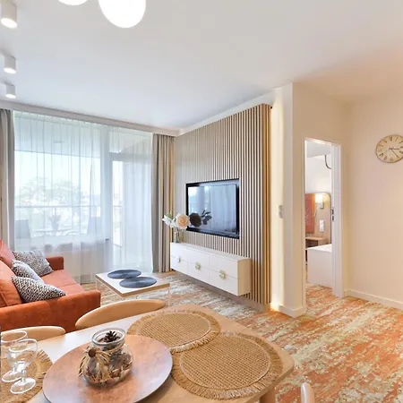 Bel Mare Seaview By Rent Like アパート ミエンジズドロイェ