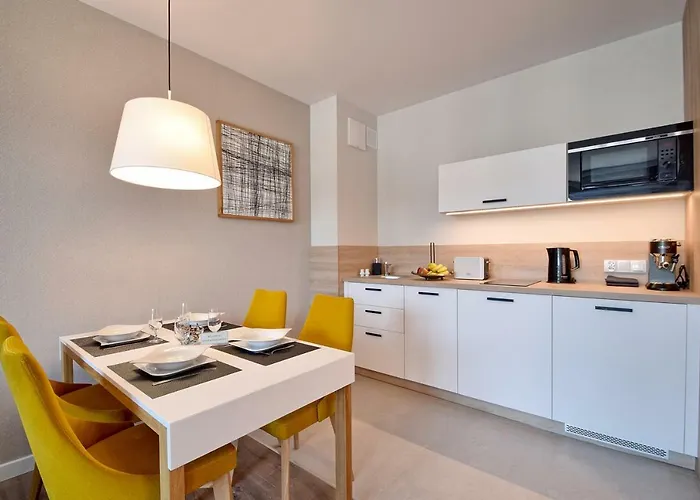 Bel Mare Seaview By Rent Like * 미엥지즈드로예